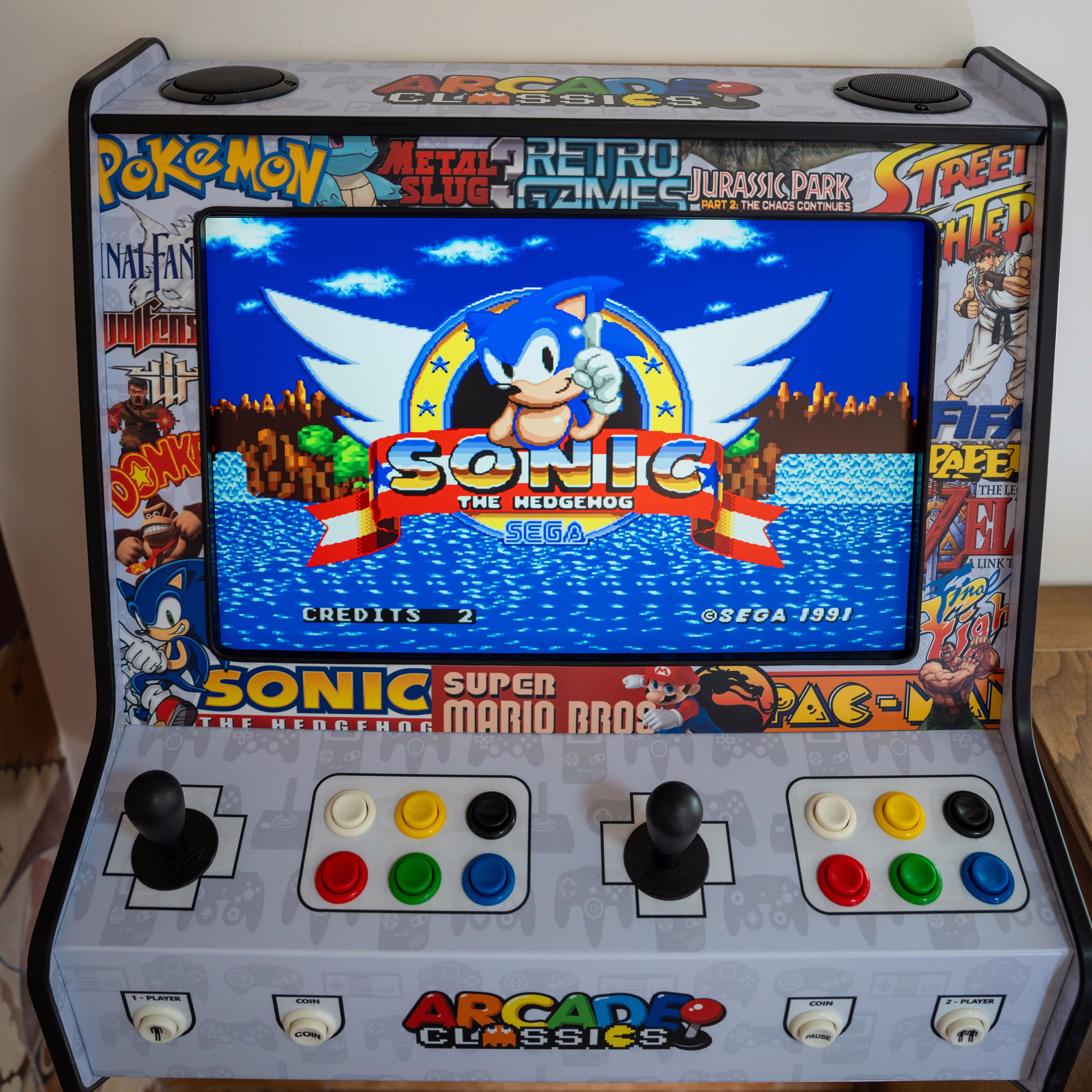 CASTRUM - Detalle máquina recreativa